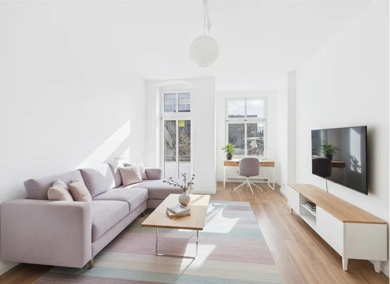Helle 2,5-Zimmer  Balkon & Aufzug am Volkspark Friedrichshain — photo 1